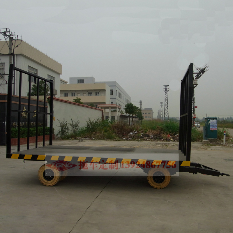 11噸平板車(chē)護(hù)欄型4.jpg