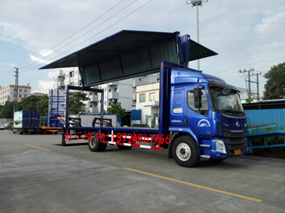 飛翼式車箱改裝，內(nèi)置汽車尾板組裝4I.jpg