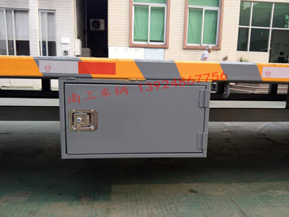 6噸平板拖車(chē) 灰色5I.jpg