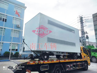 箱式拖車(chē)垂直尾板4I.jpg
