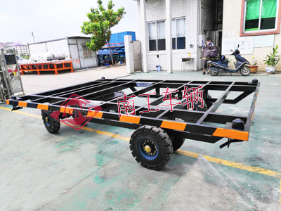 8噸骨架式平板拖車(chē)1I.jpg