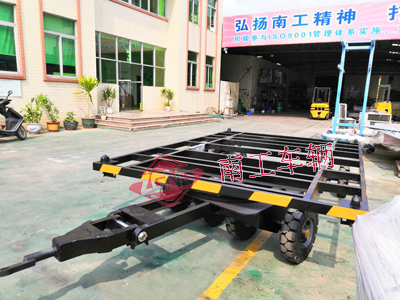 8噸骨架式平板拖車(chē)2I.jpg