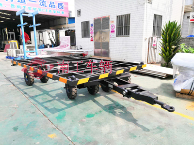 8噸骨架式平板拖車(chē)I.jpg