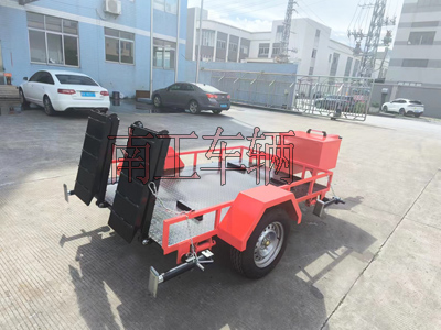 1.3噸消防機(jī)器人ATV工具拖車(chē)3I.jpg